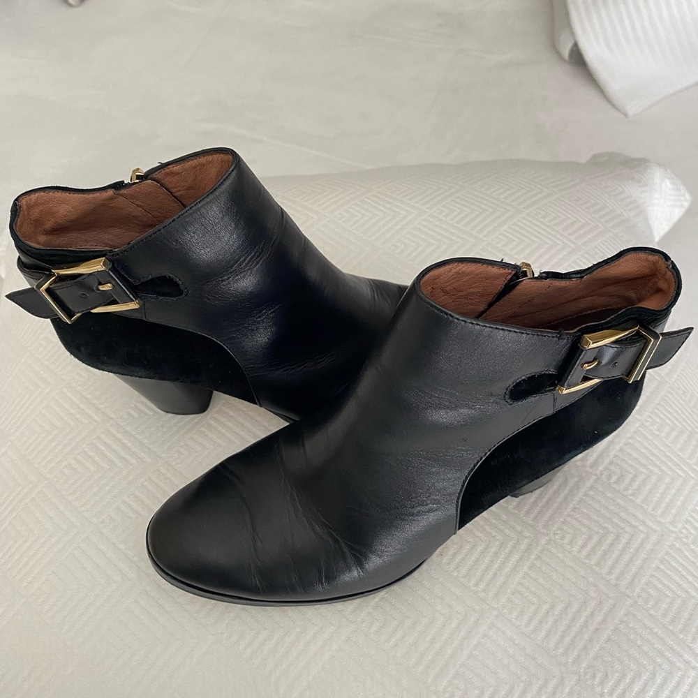 Louise et Cie Black Leather Ankle Booties